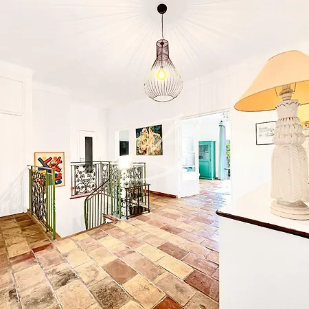 Pleiades - Large Pool 6 Bedrooms 12 Guests Le Cannet