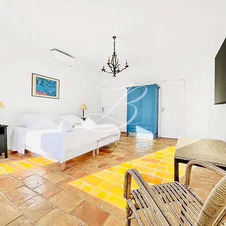Pleiades - Large Pool 6 Bedrooms 12 Guests * Le Cannet