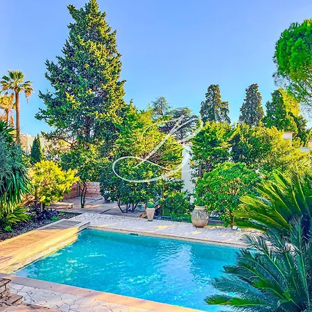Pleiades - Large Pool 6 Bedrooms 12 Guests *
